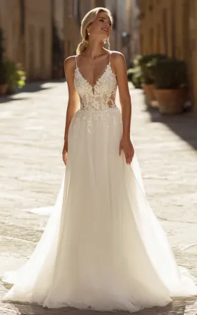 A-Line Spaghetti Lace Bohemian Country Wedding Dress With Open Back And Appliques-716656