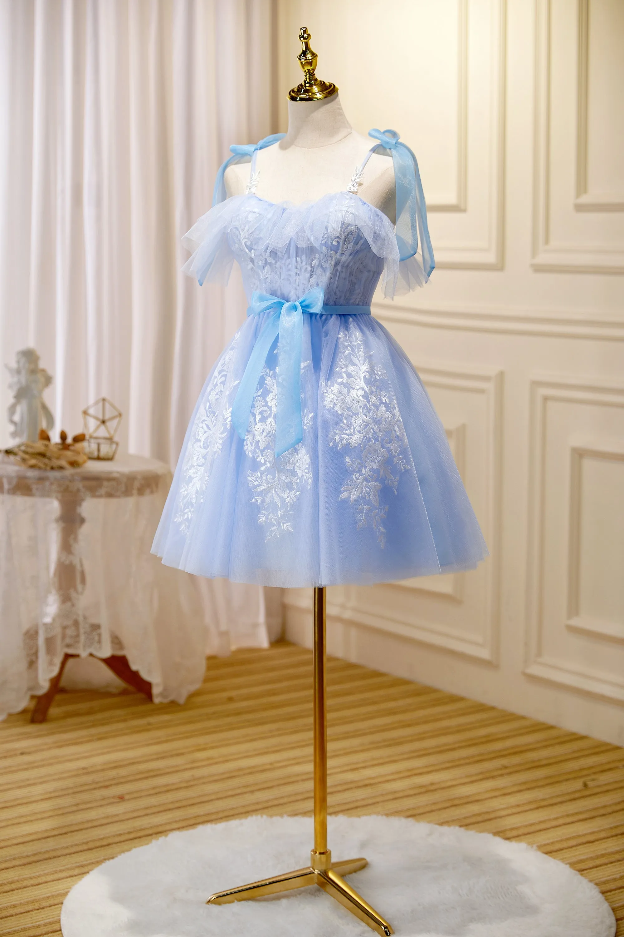 Sky Blue Spaghetti Straps Appliques Tulle Short Homecoming Dresses